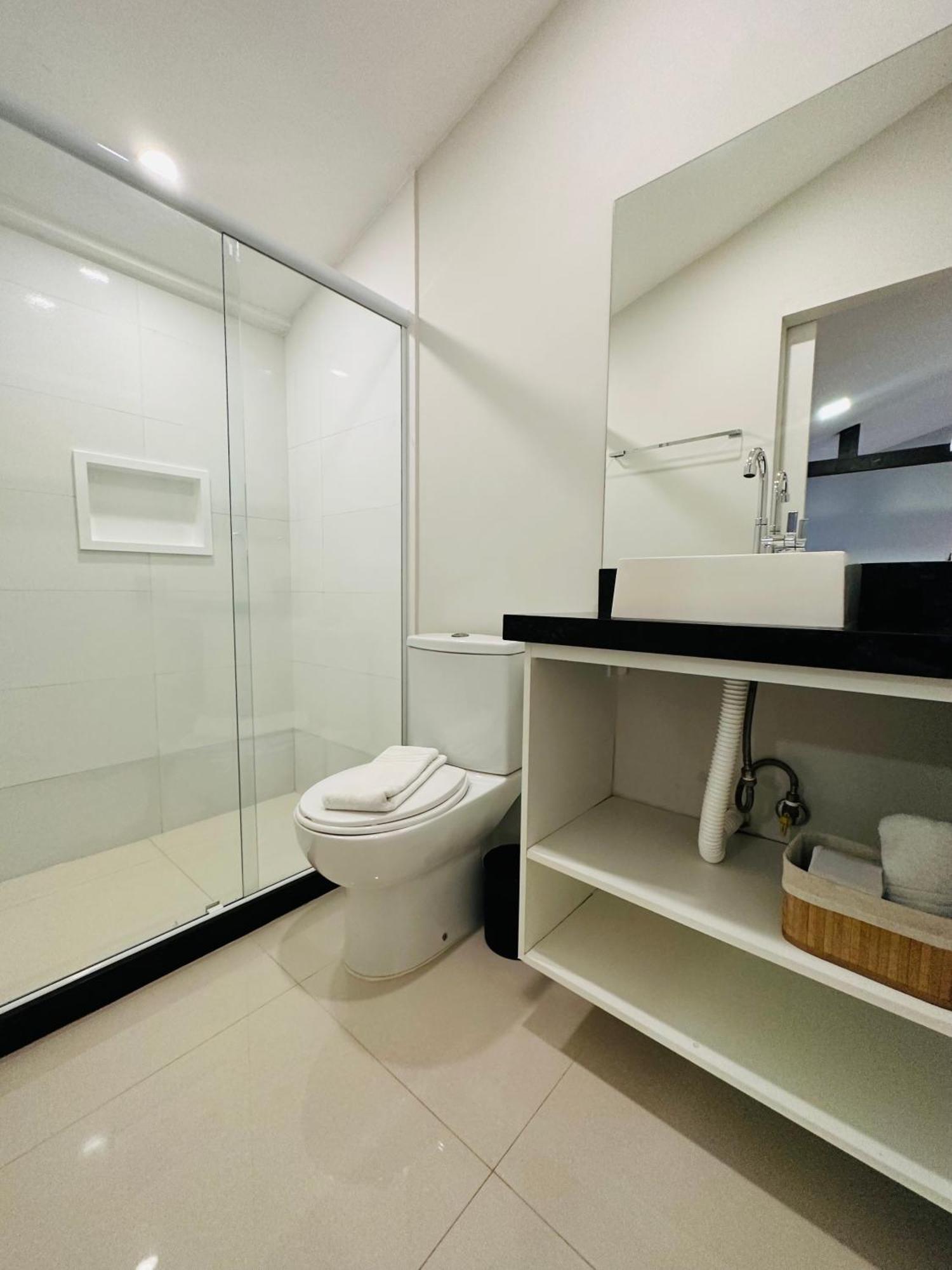 Injoy & Aparts Aparthotel
