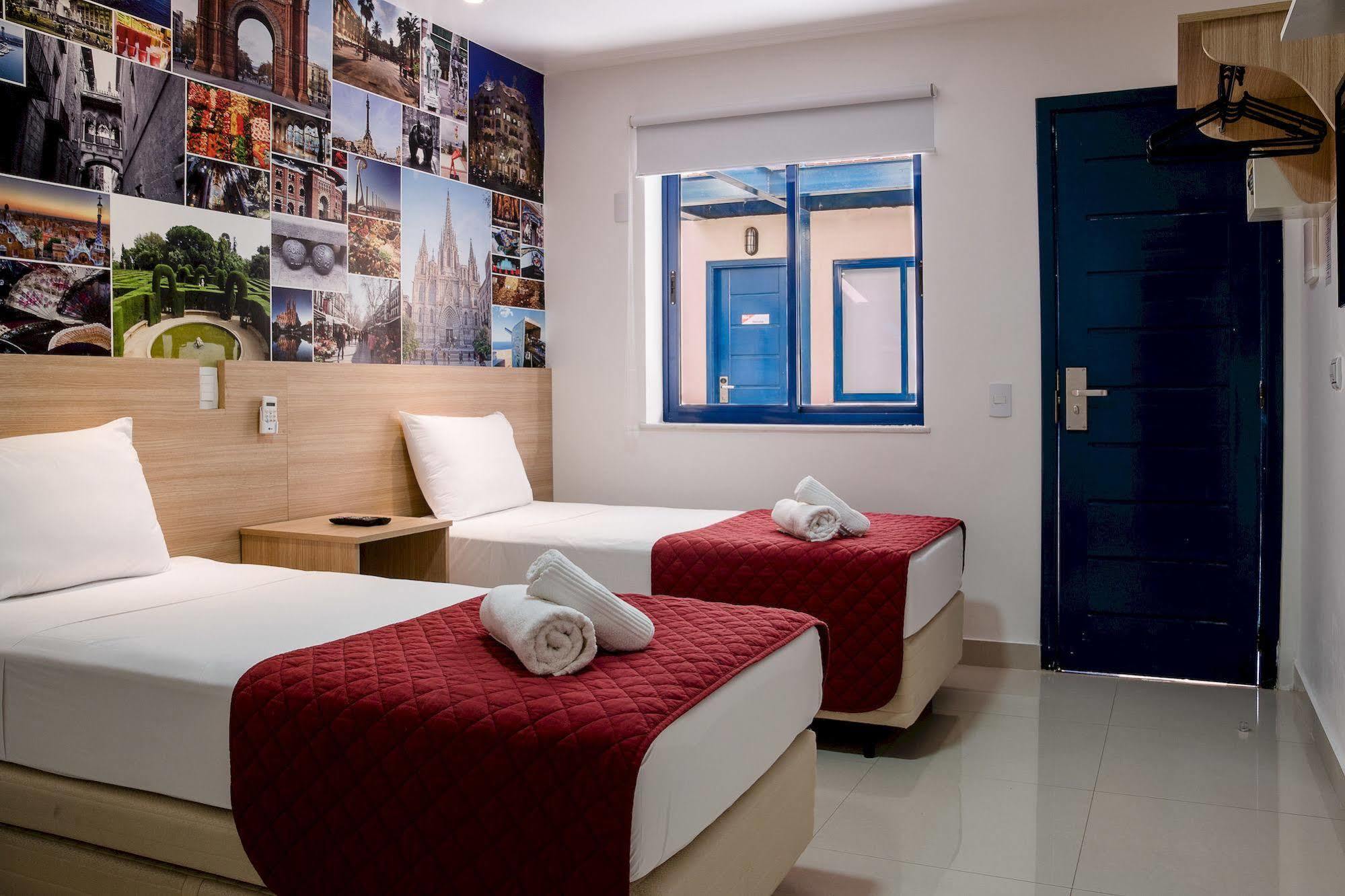 Aparthotel Injoy & Aparts 2*